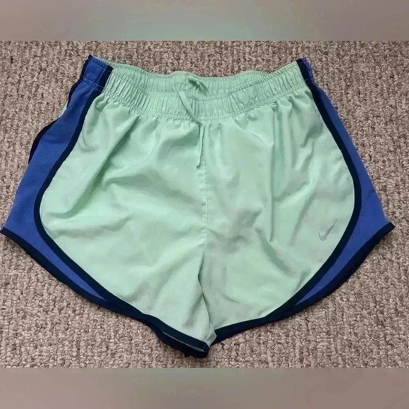 Nike Pants - nike shorts